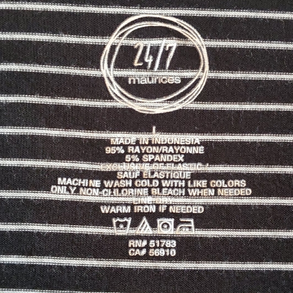 Maurices 24/7 paisley/stripe top size Large - Picture 6 of 9